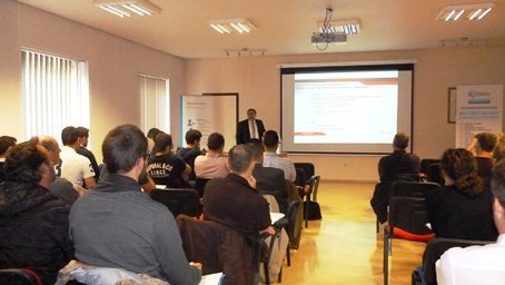 p1030517small.jpg